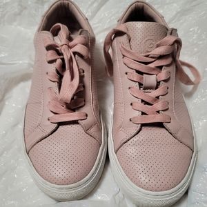 GREATS Royale Perforated Blush Shoes
